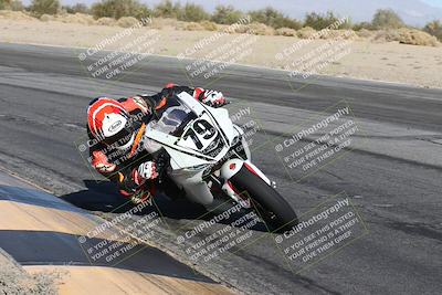 media/Dec-01-2025-Moto Forza (Mon) [[2daa91e15f]]/1-Advanced Group/Session 4 (Turn 10 Inside)/